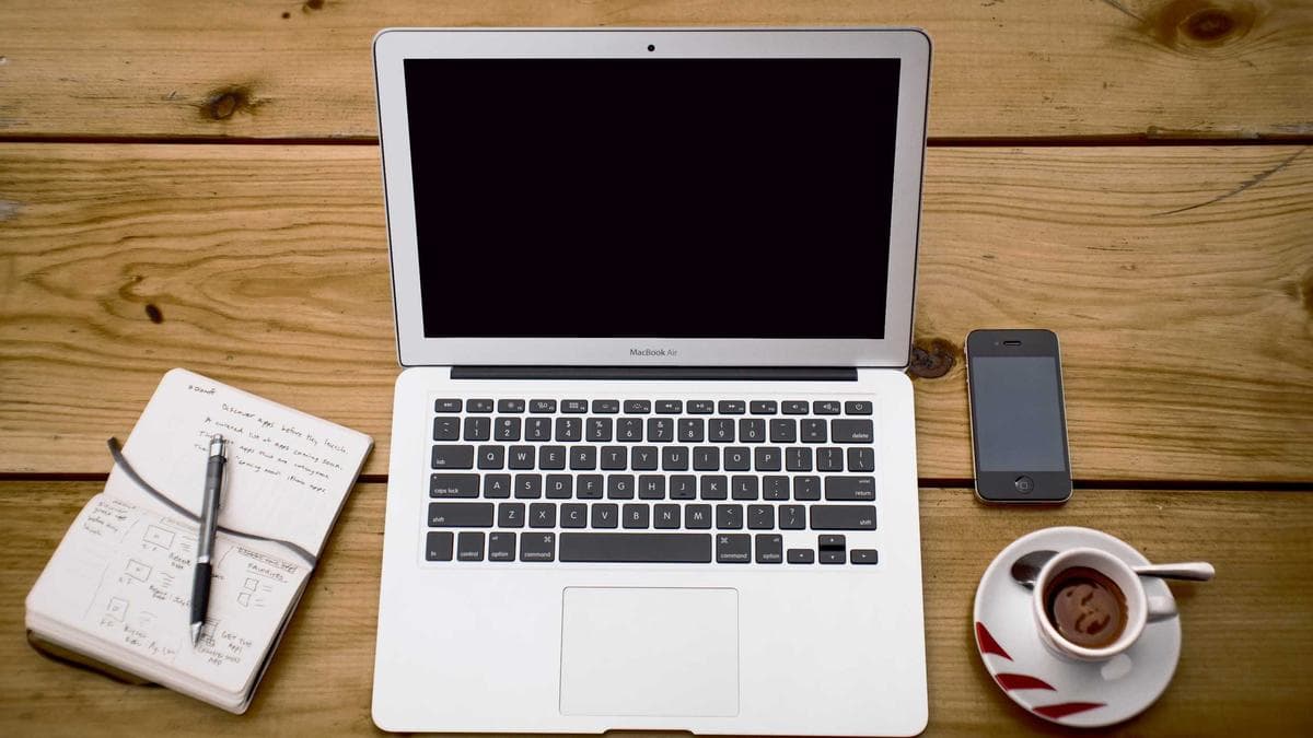 FAQ: нужен ли разработчик — AICore Studio